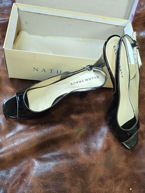 Womens Size 7 Ellen Tracy Black Patent Open-Toe Slingback Heels